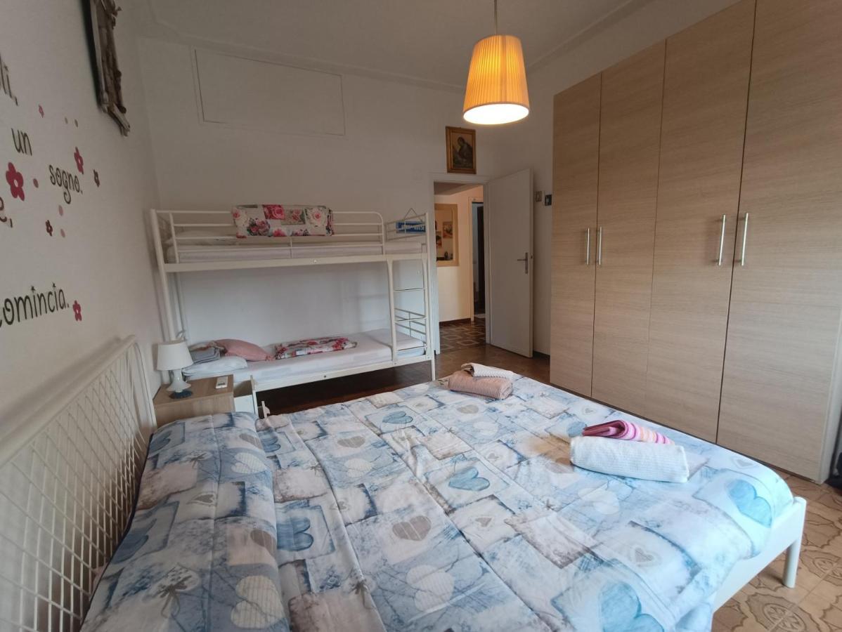 Le Palme 98 "Casa Vacanze" Лідо-ді-Камайоре Екстер'єр фото